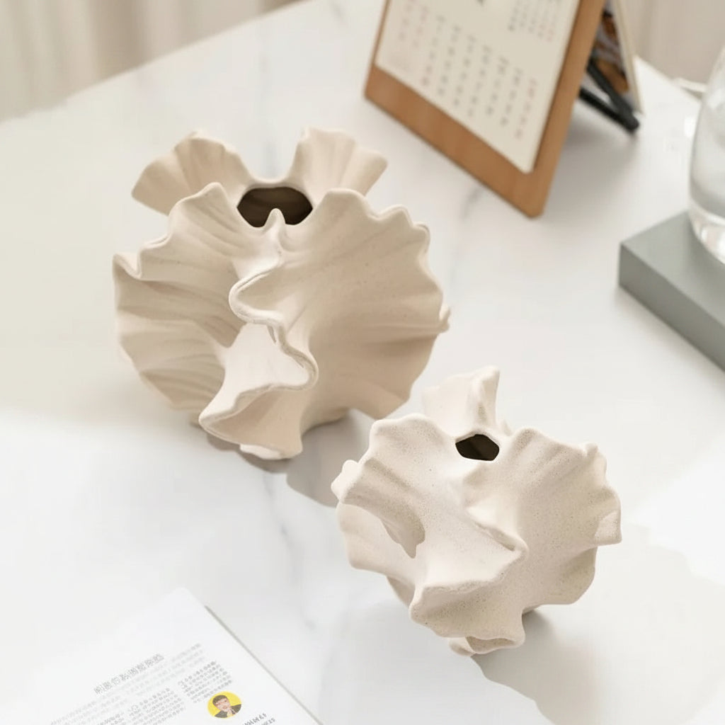 Sculptural Wavy Ceramic Vase – Modern Scandinavian Flower & Home Decor