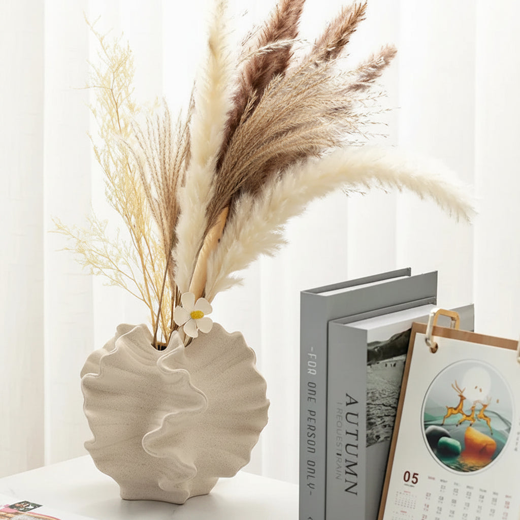 Sculptural Wavy Ceramic Vase – Modern Scandinavian Flower & Home Decor
