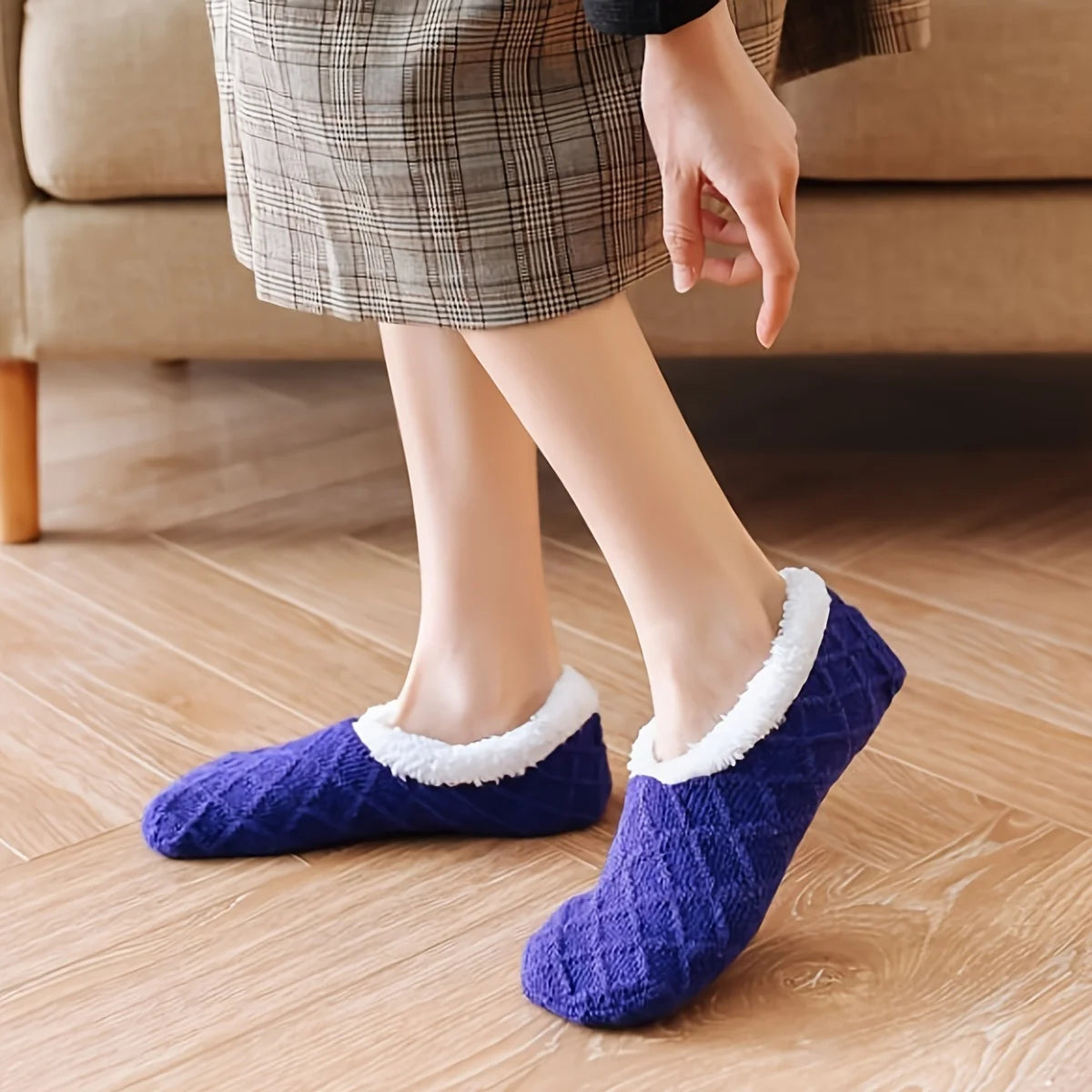 Women's Non-Slip Plush Knitted Socks